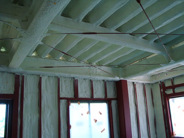ceiling heat insulation-PU spray machine